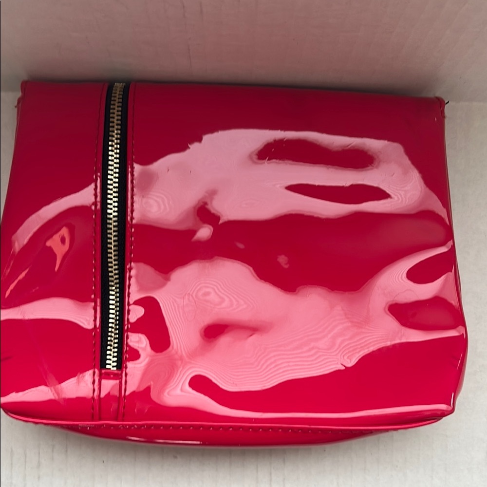 YSL Pink Patent Leather Clutch/Beauty Bag - Picture 2 of 6